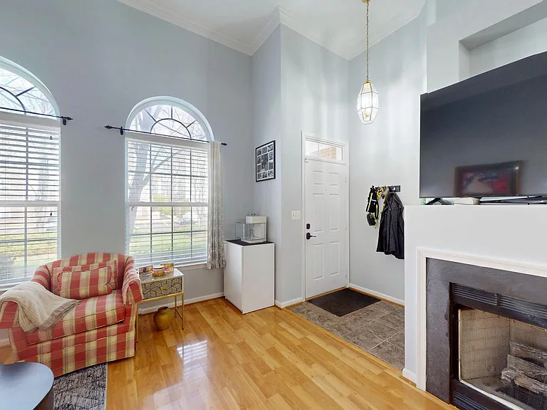 42252 Black Rock Ter — Photo 2