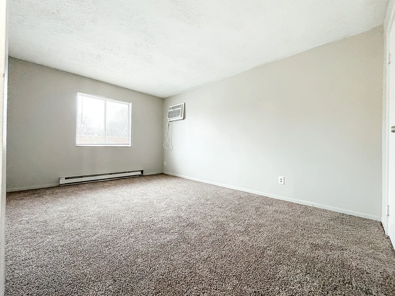 2848 Harrison Avenue - RR_3 — Photo 4