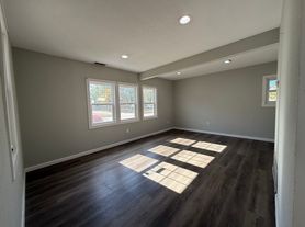 1304 W Dayton Ave, Wichita, KS