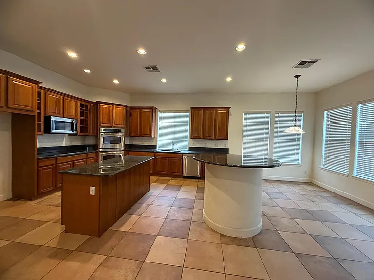 4505 W McNeil St — Photo 35