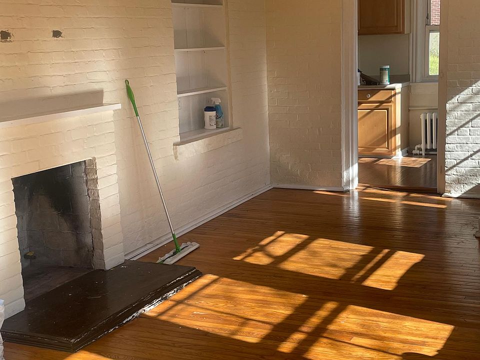 1st image of 167 Piermont Ave #4