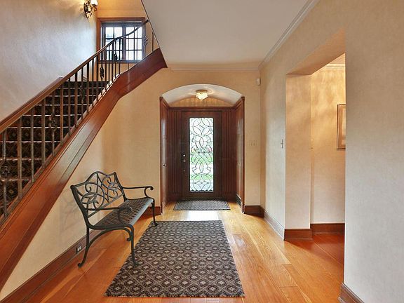 5th image of 26 Eastmoor Blvd