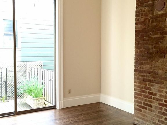 5th image of 1015 Hayes St