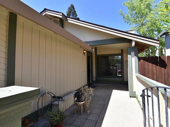 2nd image of 3329 Saxonville Way