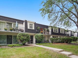 1105 Royal Saint George Dr APT 108, Naperville, IL 60563