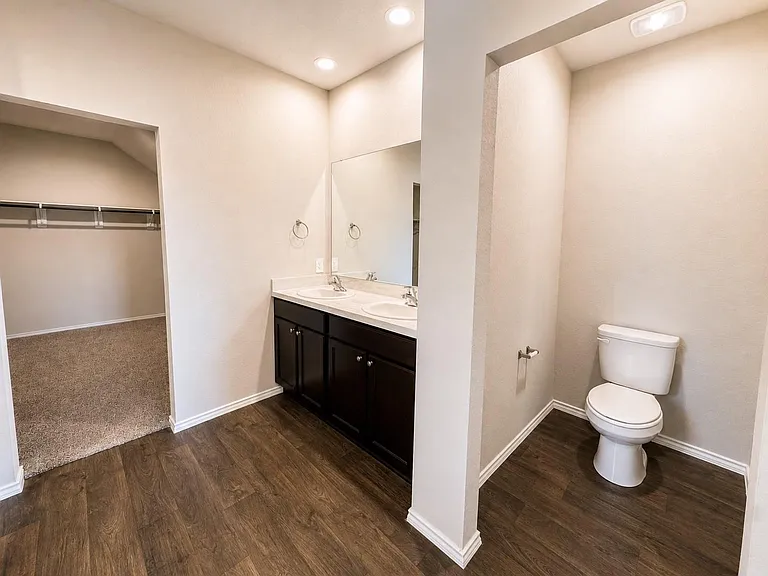 21460 Rustic Elm Dr — Photo 9