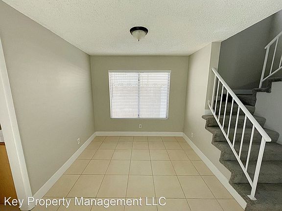 5th image of 6817 Midpark Cir