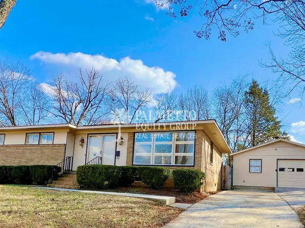 2601 Dulaire Rd, Greensboro, NC 27407