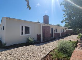 11034 Calvert St, North Hollywood, CA 91606