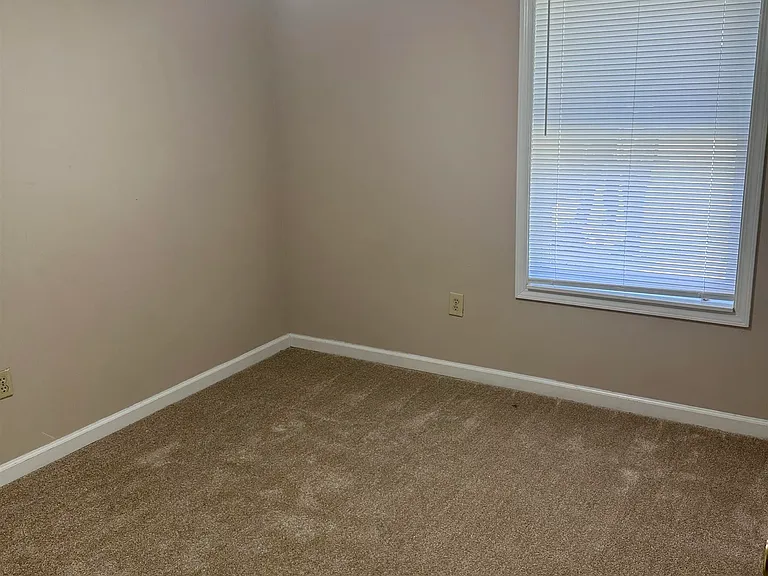 7032 Pam Dr — Photo 6
