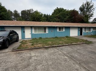 97 Donation St APT 2, Kelso, WA 98626