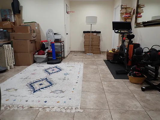 Rented by Hakeem Shahid, LREB | media 33