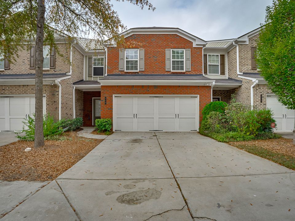 1st image of 216 Bellecliff Ct