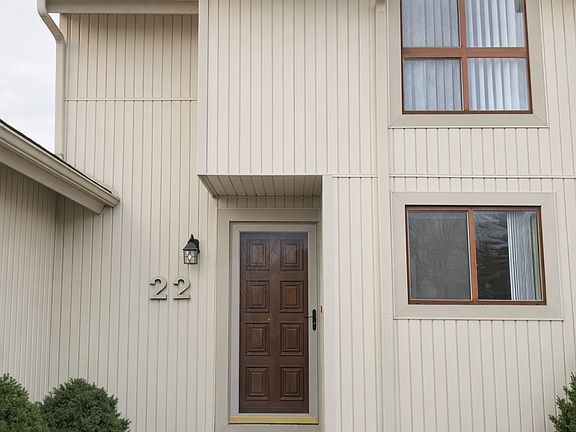 2nd image of 22 Colony West Dr #0