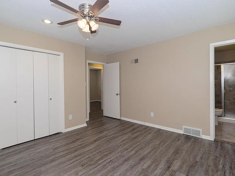 6700 NW Evelyn St — Photo 16