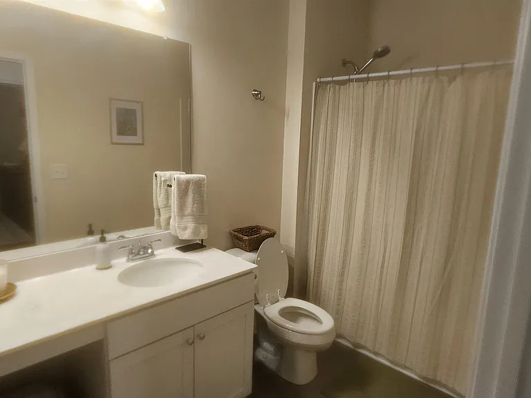 110 Kaitlyn Cir — Photo 16
