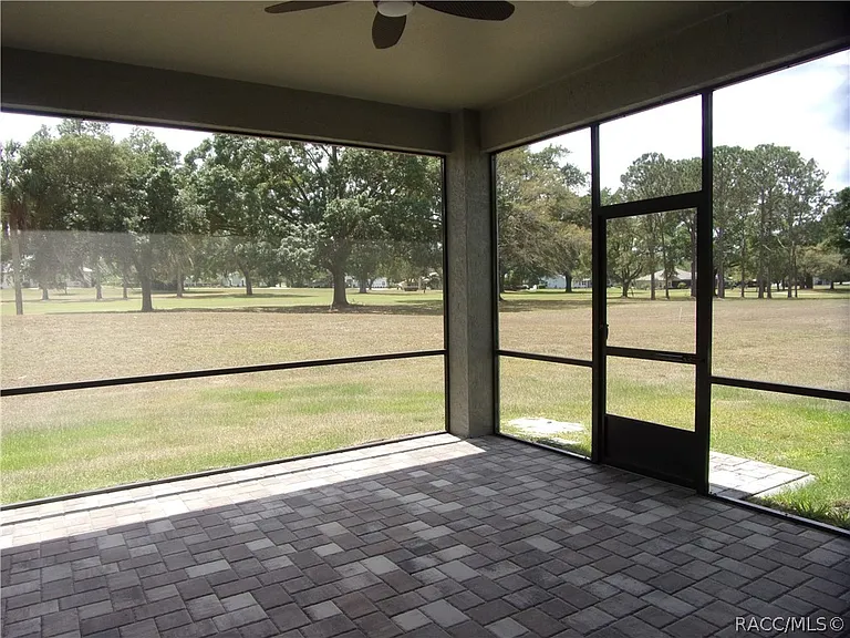 248 E Cumberland Ct — Photo 32