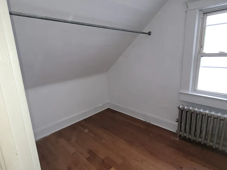 223 E Mountain Rd #4 — Photo 6
