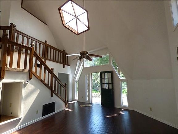 Really Cute and so inviting!