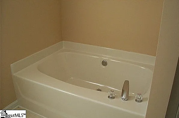 117 Shelby Ct — Photo 8