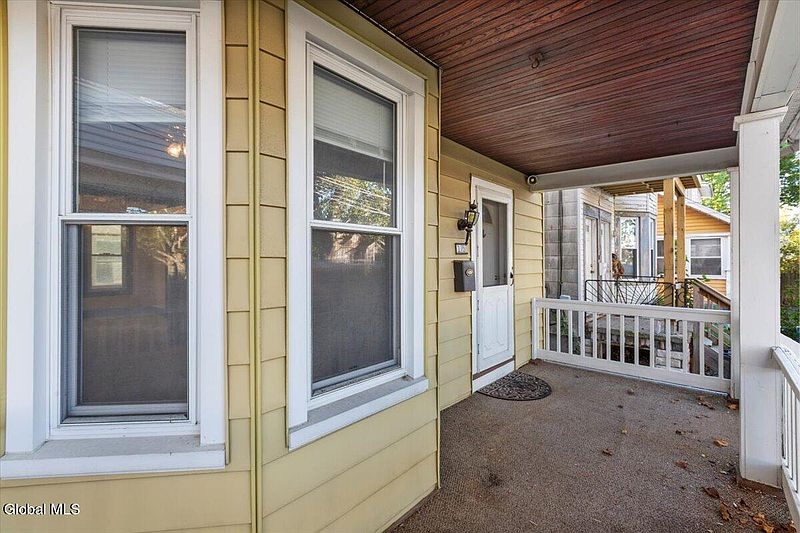 5th image of 15 Alden Avenue