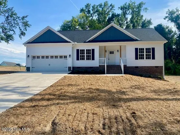 213 Willowbrook Drive, Pikeville, NC 27863