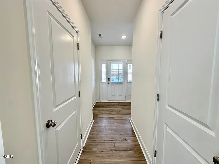 955 Kensley Grove Ln — Photo 5