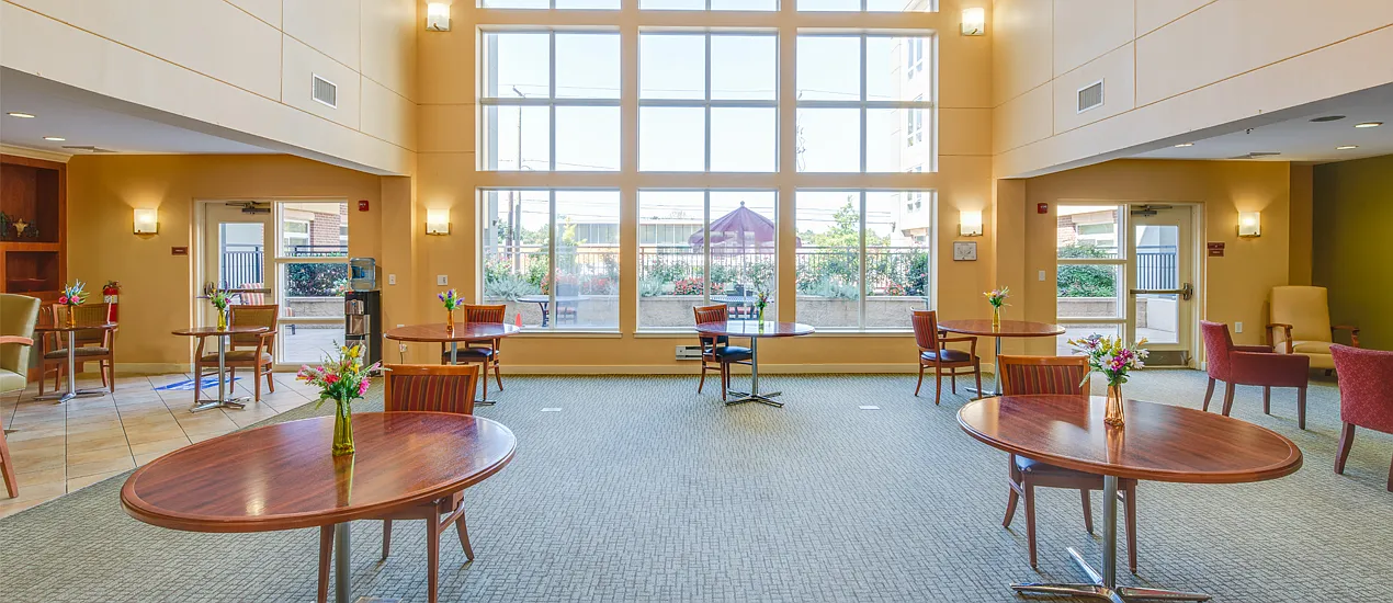 Victory Square 55+ Active Senior Apartments — Photo 4