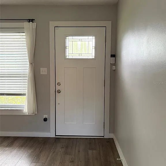 10010 Gannon Ln — Photo 12