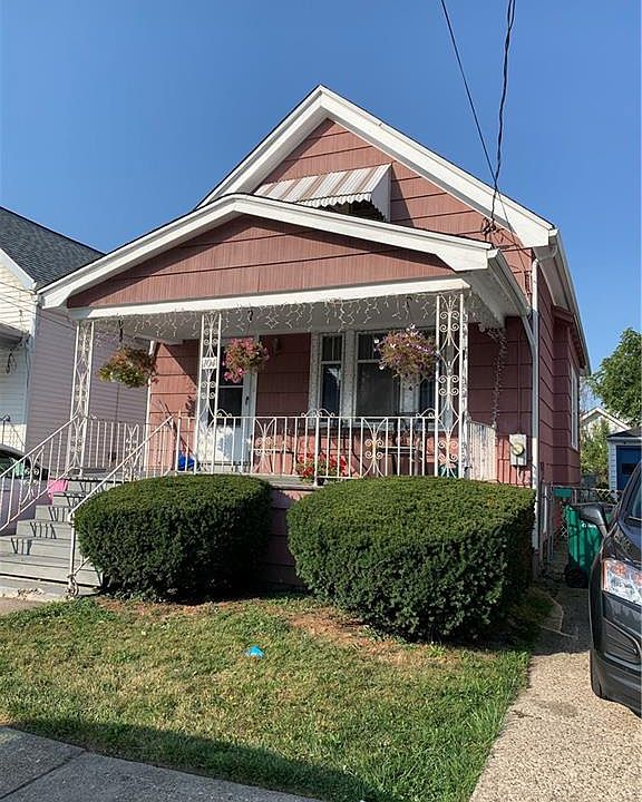 1st image of 104 Hazelwood Ave