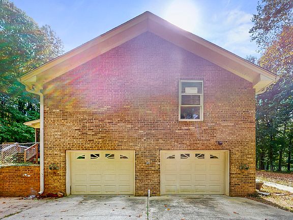 5th image of 1531 Clearwater Dr