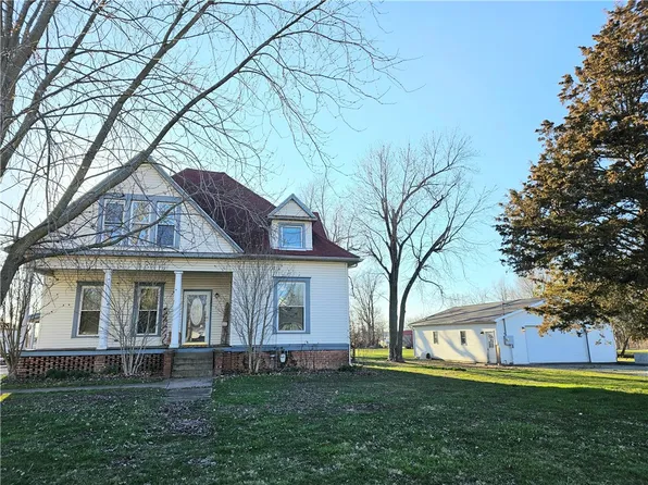 309 N Missouri St, Toledo, IL 62468