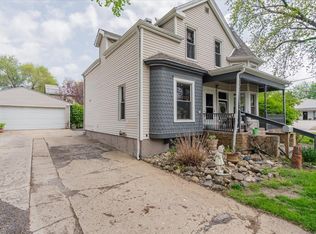816 E Olive St, Bloomington, IL