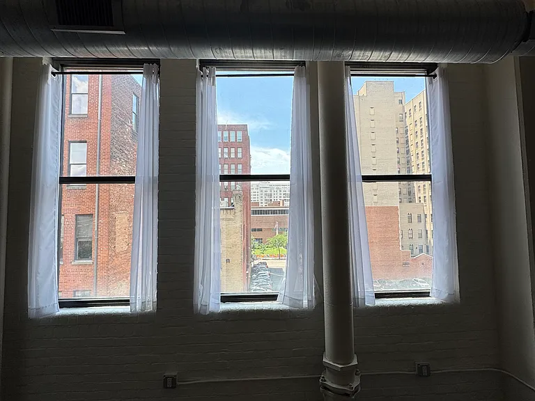 817 Main St #4C — Photo 10