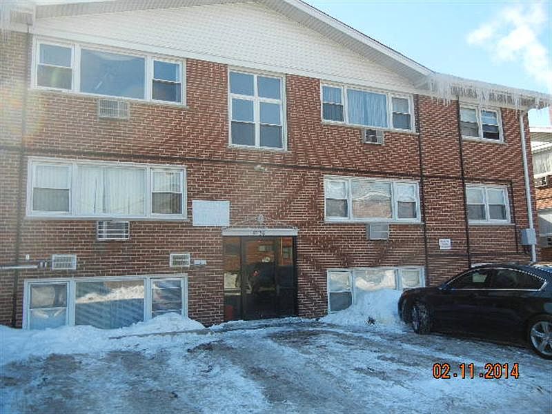 1st image of 10138 Hartford Ct APT 2B