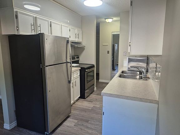 3rd image of 5812 61st St