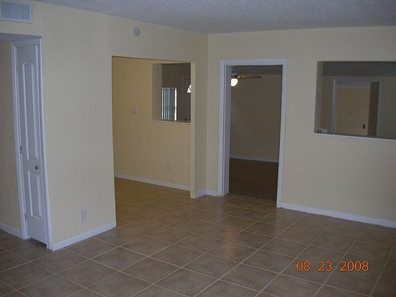 3rd image of 1812 Marvy Ave