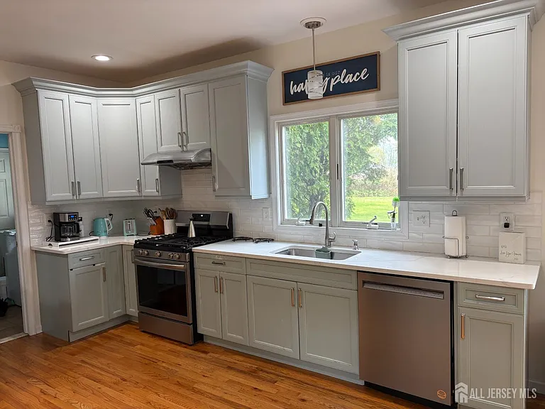 1 Harmony Ln — Photo 8