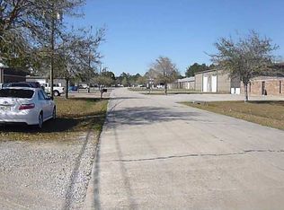 72338 Industry Park Rd, Covington, LA 70435