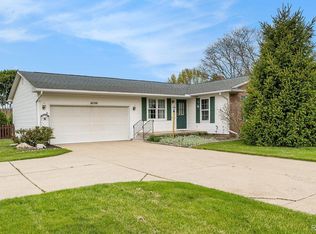 4099 N Gale Rd, Davison, MI 48423