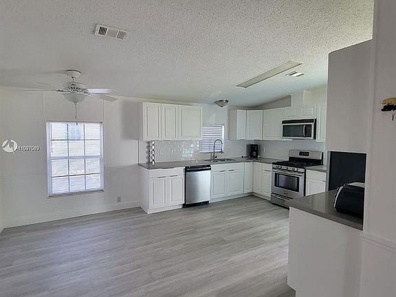 2nd image of 34850 SW 187th Ave #202