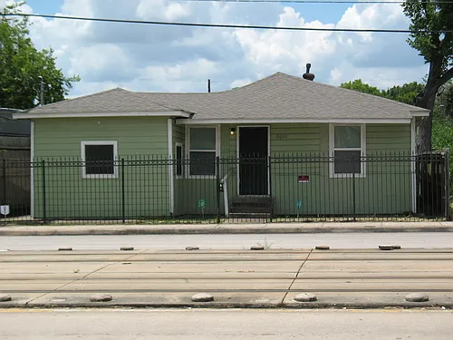 2610 Scott St Photo 1