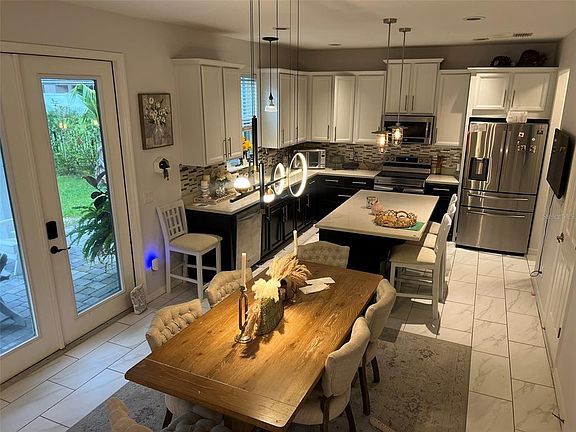 5th image of 4862 SOUTHLAWN AVENUE