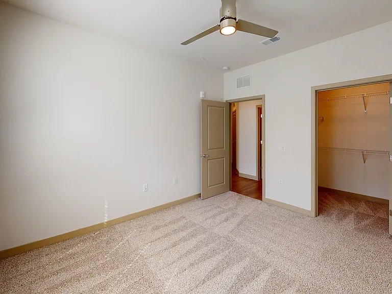 Afton Palms — Photo 92