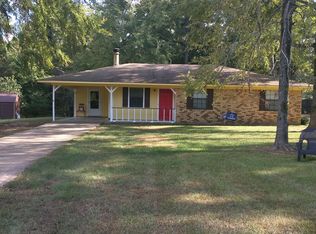 1139 Binning Rd, Mansfield, LA 71052