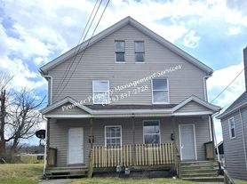 416 E Reynolds St, New Castle, PA