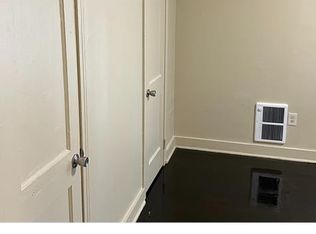 403 Raymond Rd, Jackson, MS 39204