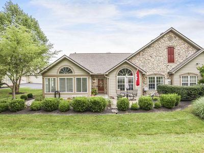 2077 Valentina Ln, Newark, OH, 43055