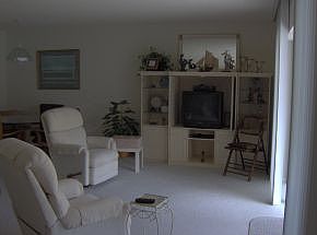 3rd image of 911 SE Panama Ct #3