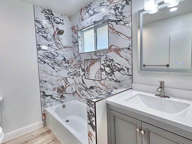 655 Mariposa Ave — Photo 8